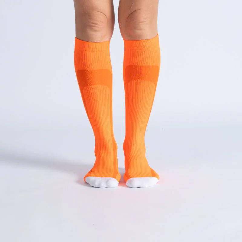 FlexRelief™ Compression Socks – Orange Vanilla